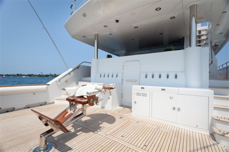 The 37m Yacht VALKYRIE