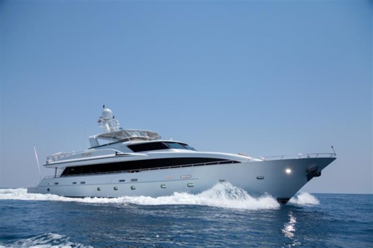 The 37m Yacht VALKYRIE