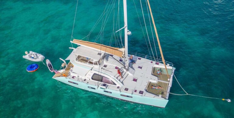 Leopard catamaran GOOD VIBRATIONS - Aerial shot