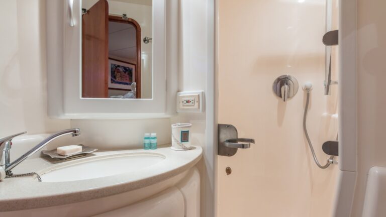 Guest ensuite