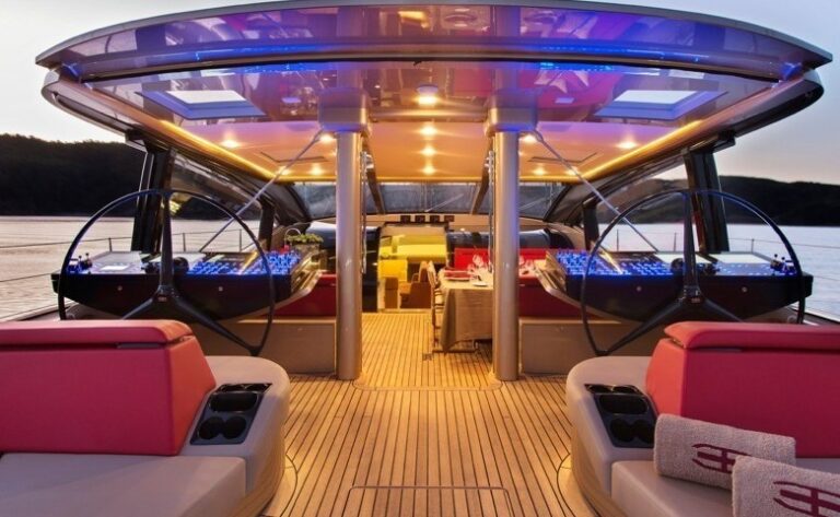 The 38m Yacht ESCAPADE