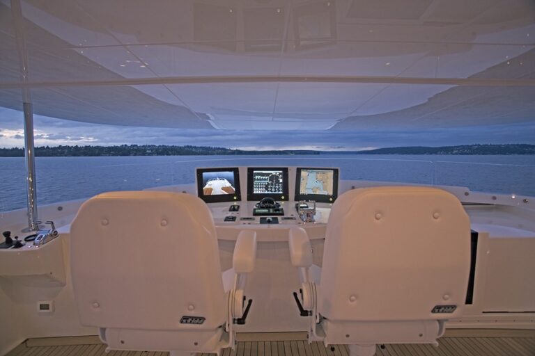 The 38m Yacht FUGITIVE