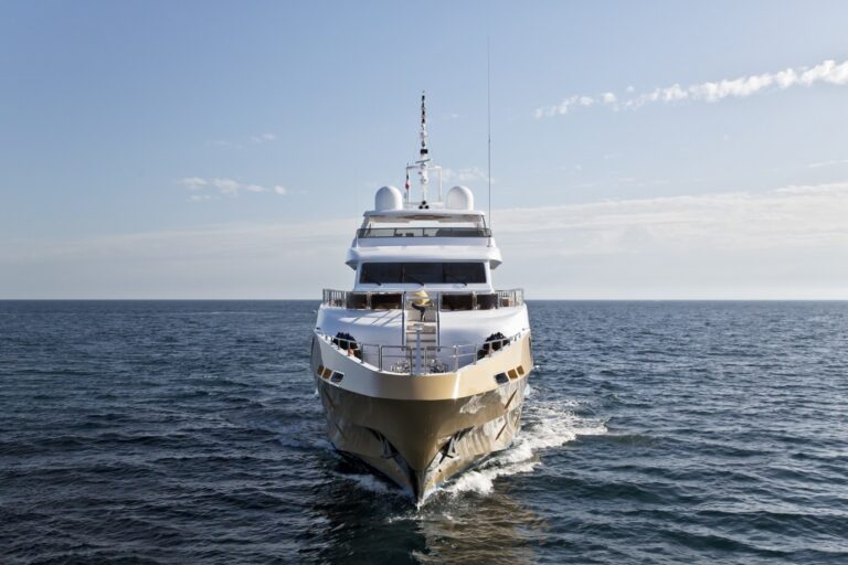 The 38m Yacht MARINA WONDER