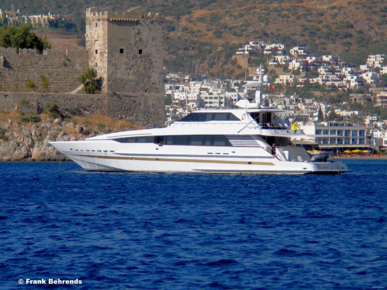 The 38m Yacht OBSESSIONS