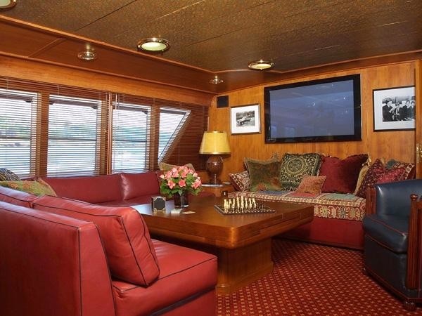 The 38m Yacht SARITA SI
