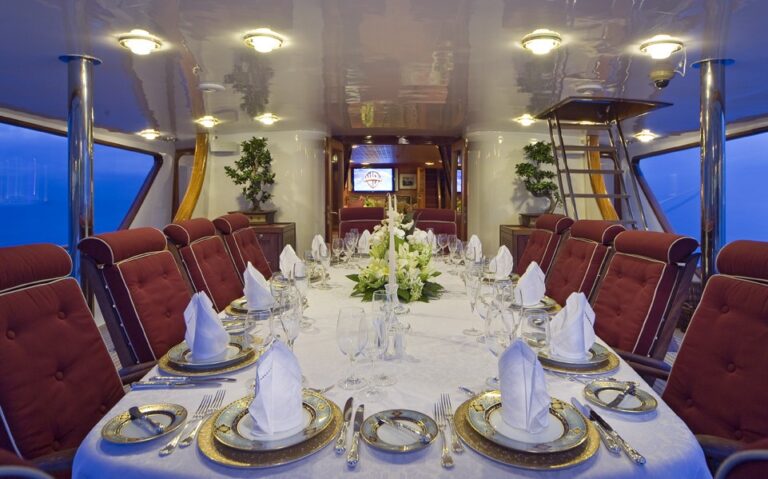 The 38m Yacht SARITA SI