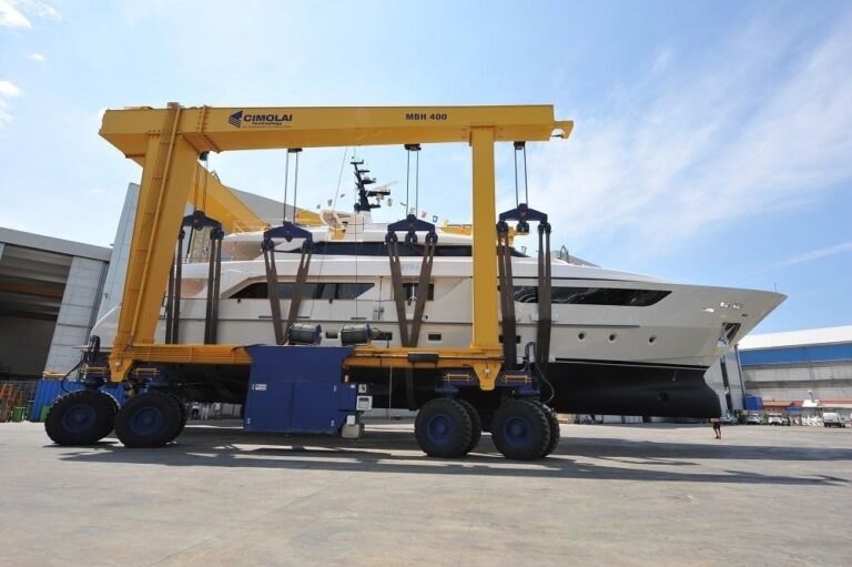 The 38m Yacht THERAPY