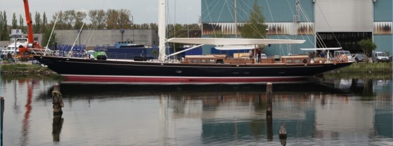 The 39m Yacht ATALANTE