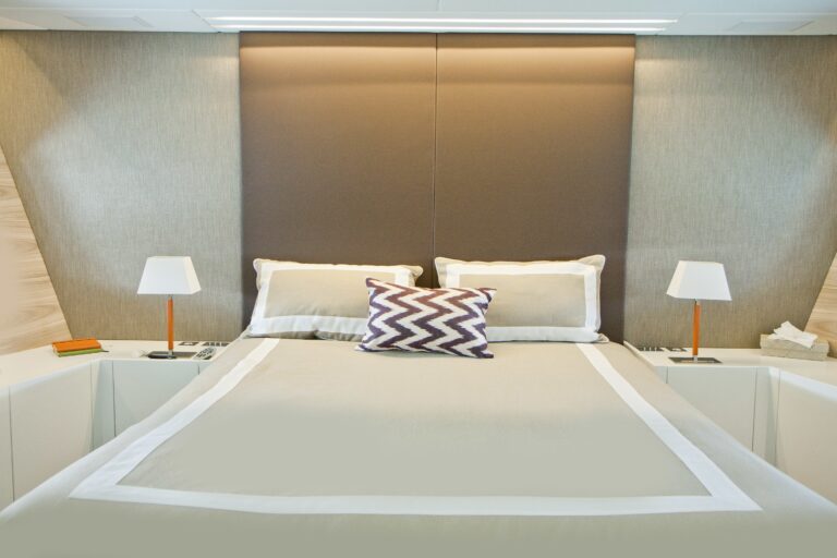 The 39m Yacht BEACHOUSE