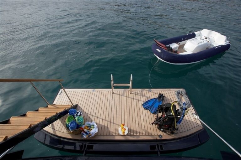 Swimming Landing On Yacht CINDERELLA IV