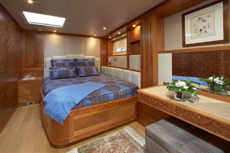Cabin On Yacht CINDERELLA IV