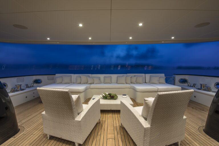 The 39m Yacht DARLINGS