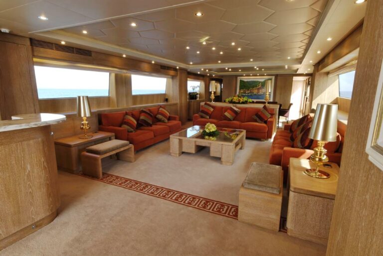 The 39m Yacht GLADIUS