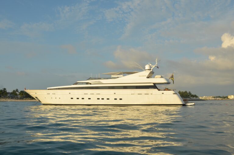 The 39m Yacht GLADIUS
