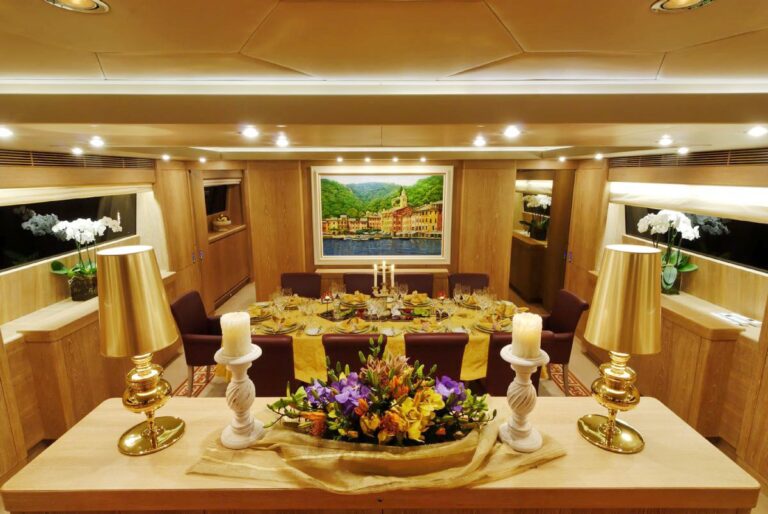 The 39m Yacht GLADIUS