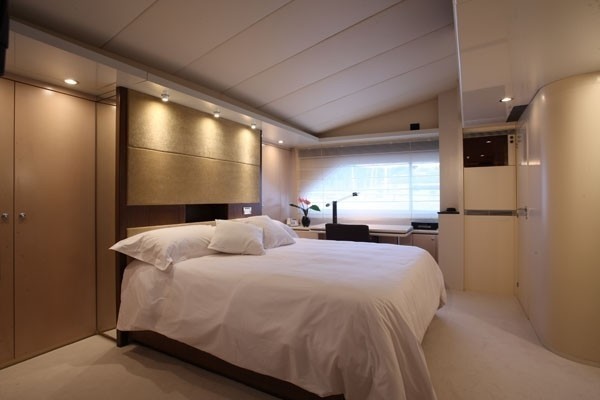 Main Master Cabin On Board Yacht LIONSHARE