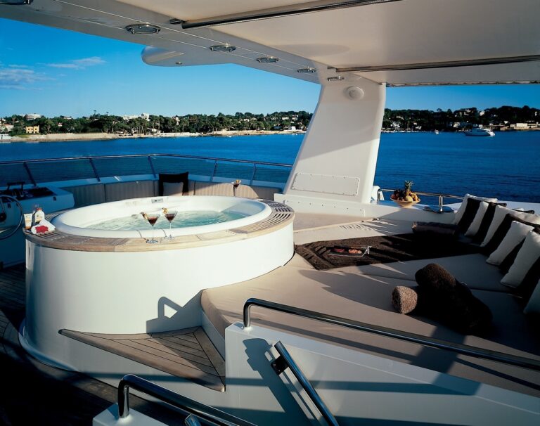 Jacuzzi Pool On Board Yacht LIONSHARE