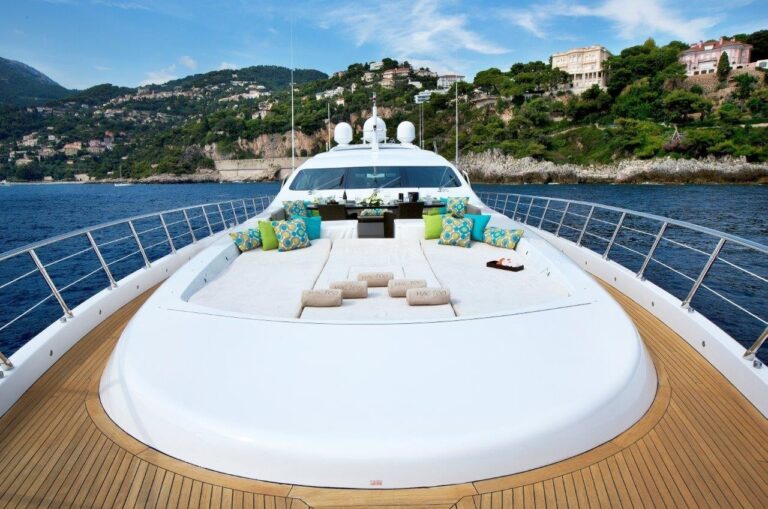 The 39m Yacht MAC TOO