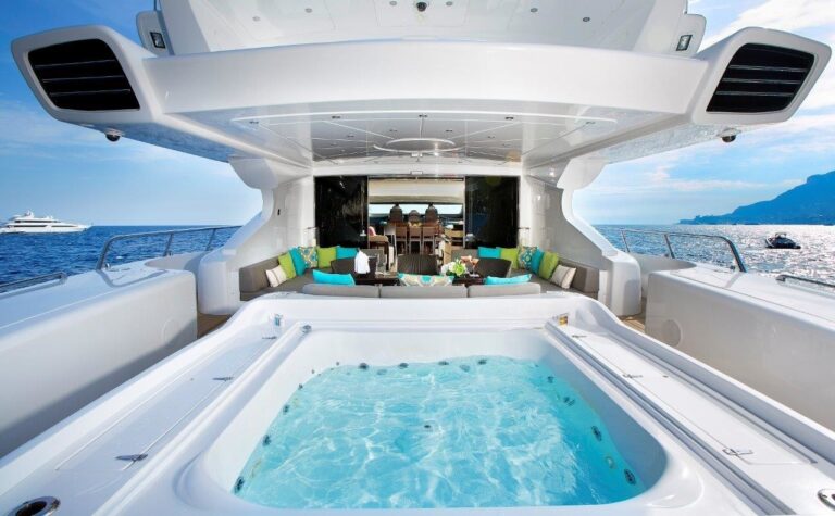 The 39m Yacht MAC TOO