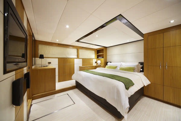 The 39m Yacht MEGAWAY 128