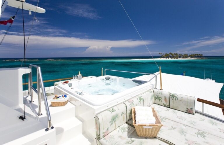 The 39m Yacht MISS ILOILO