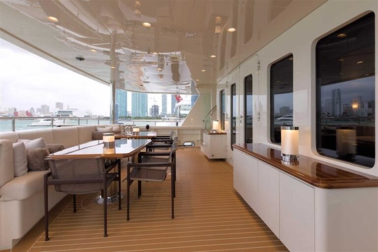 The 39m Yacht SAFIRA