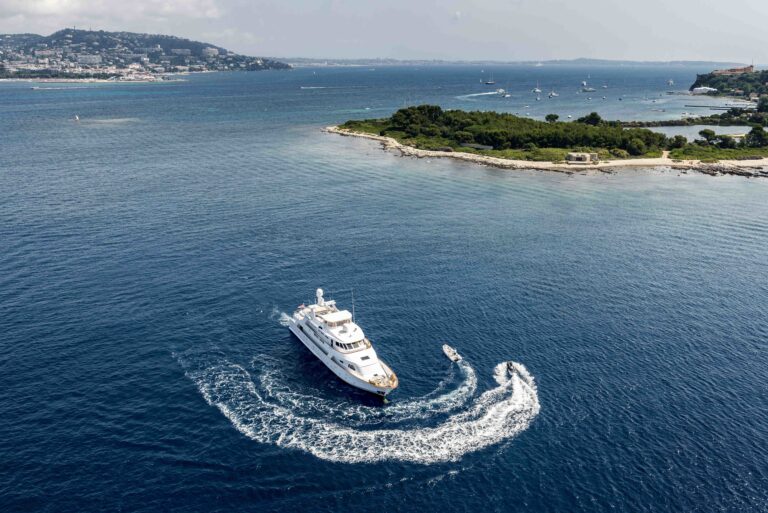 The 39m Yacht SUPERFUN