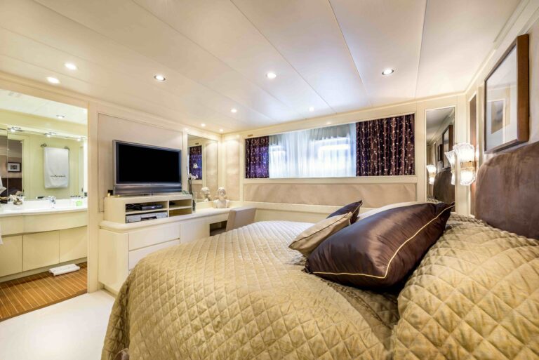 The 39m Yacht SUPERFUN