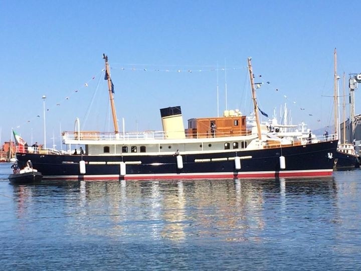 The 39m Yacht TARANSAY