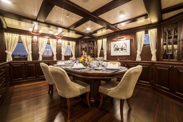 The 39m Yacht TARANSAY