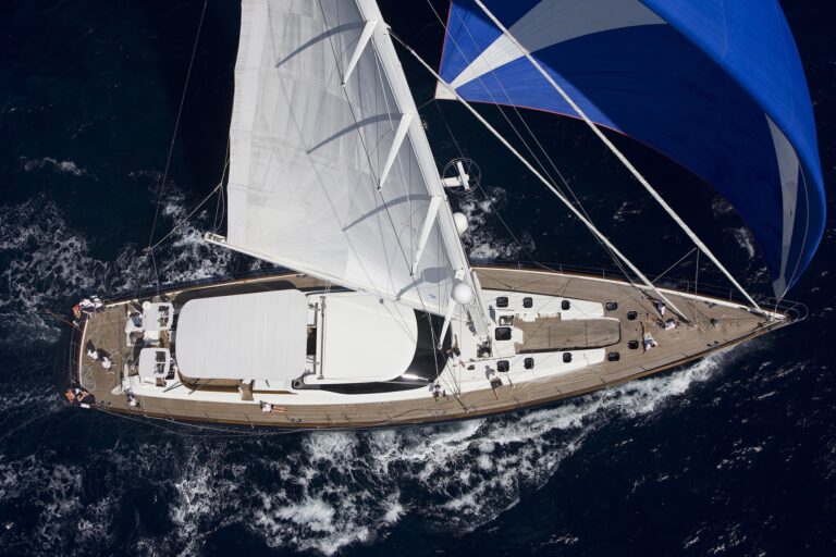 The 39m Yacht TENAZ
