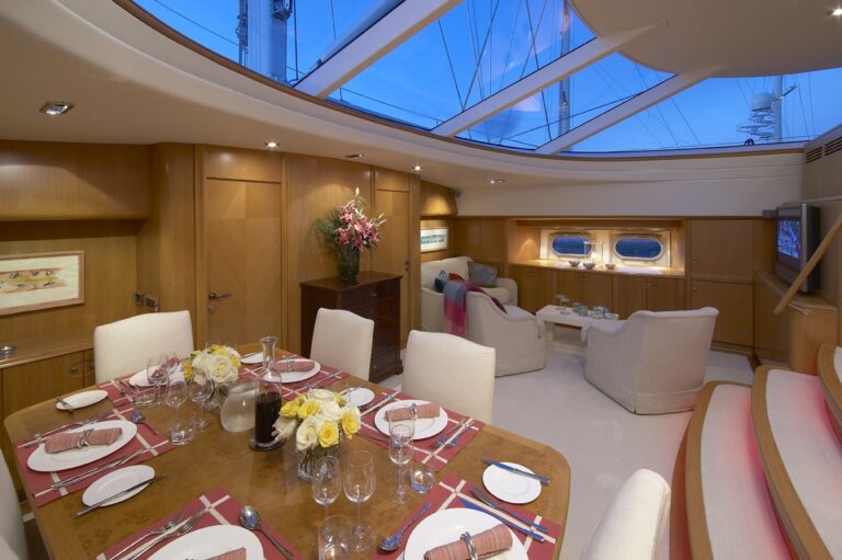 The 39m Yacht TENAZ
