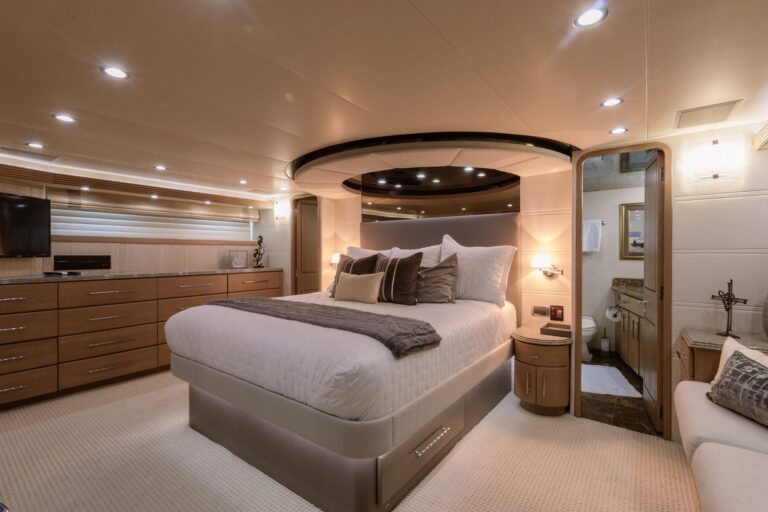 Master suite