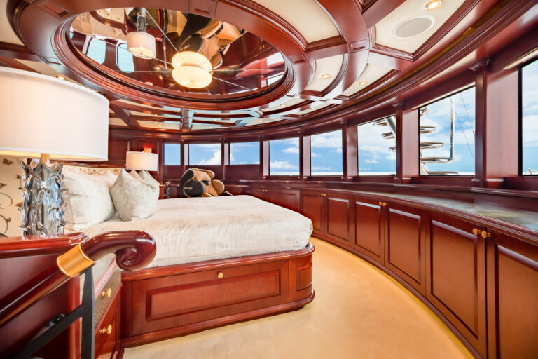 Split level owners stateroom