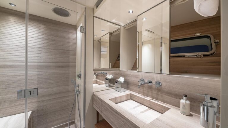 Guest ensuite