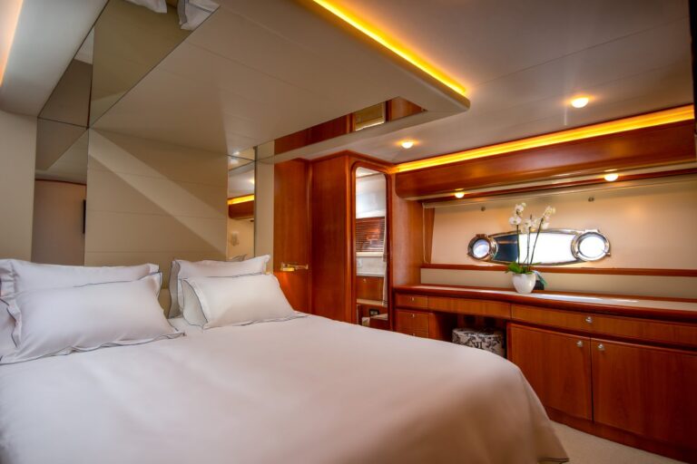 Master suite