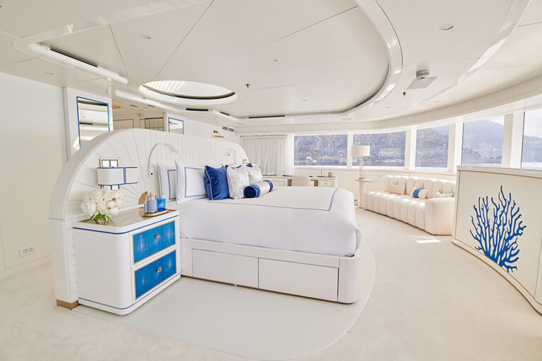 180 degree views from master suite