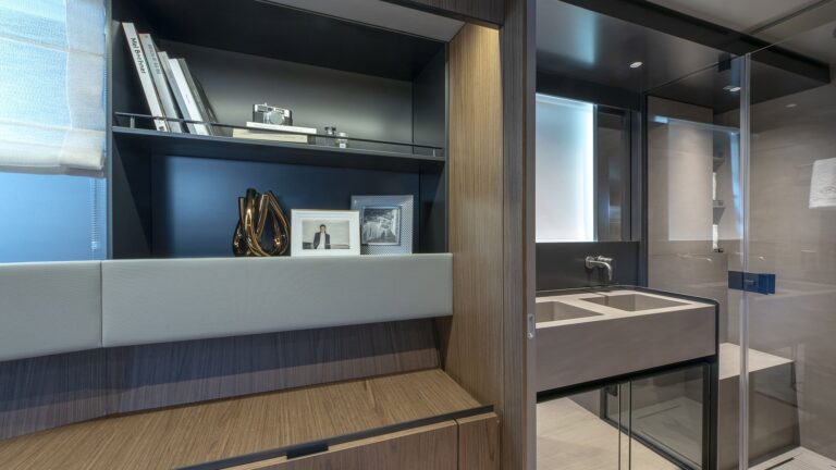 Ensuite