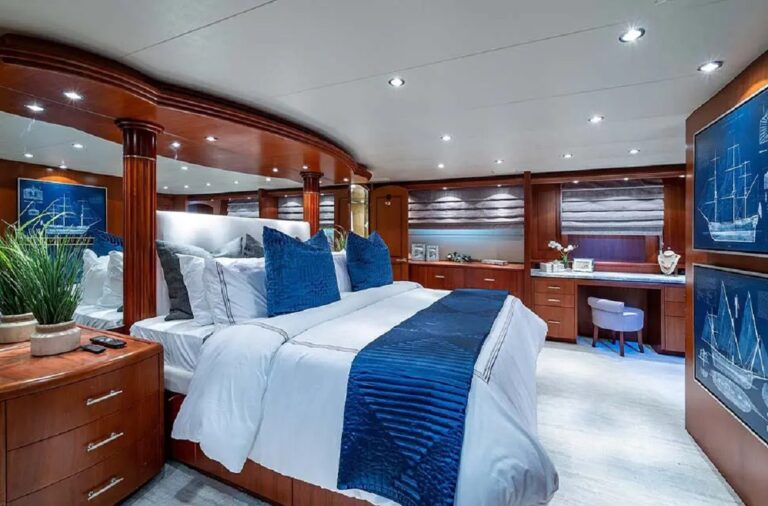 Impressive space in master suite