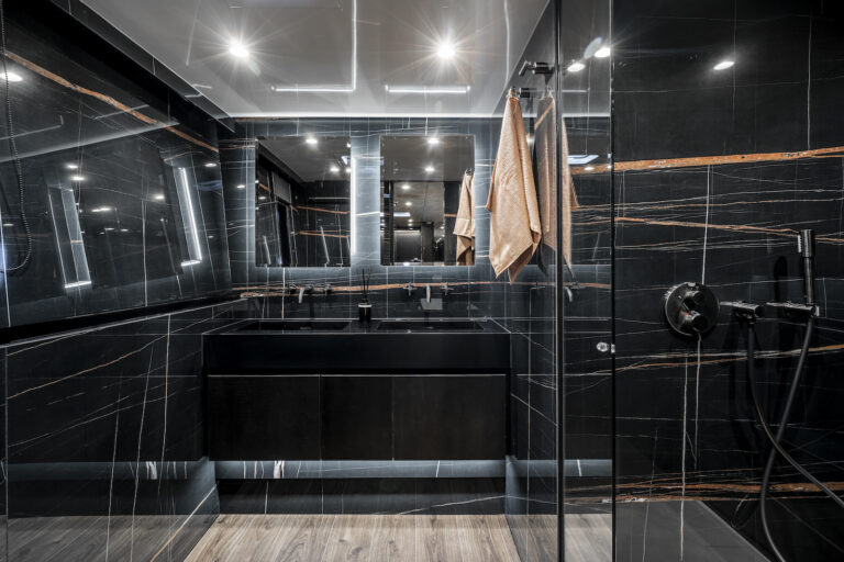 Glamorous master ensuite