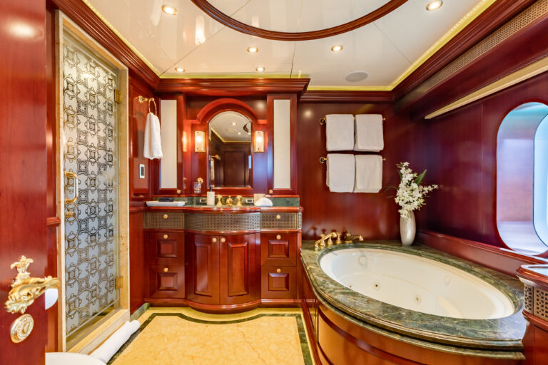 Owners bathroom