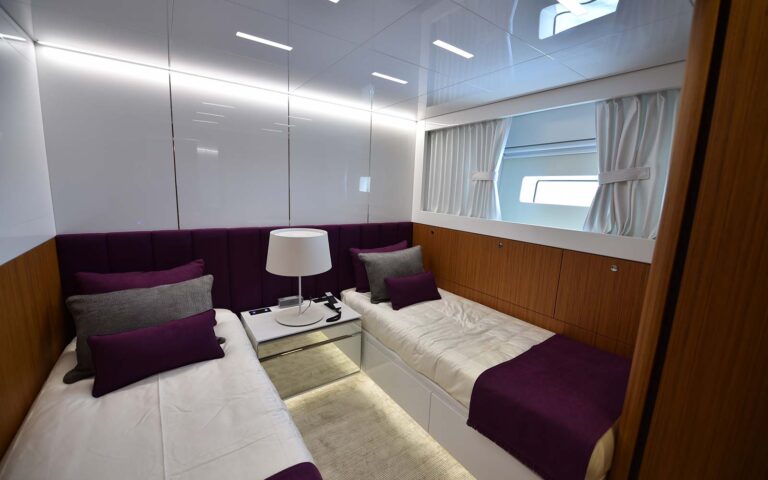Twin cabin
