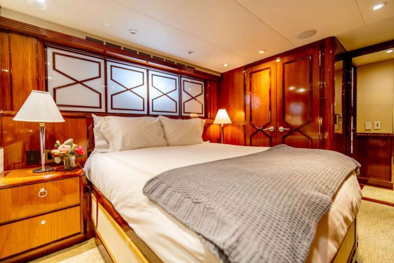 VIP Cabin