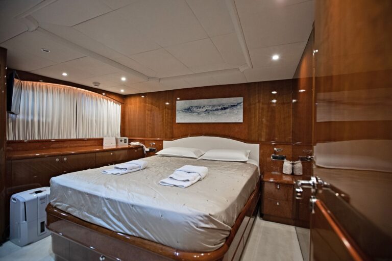 Guest cabins