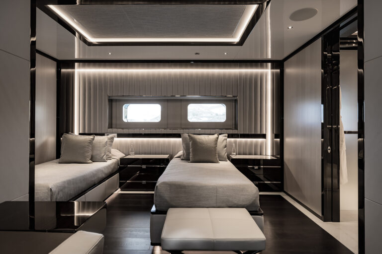 Twin guest suite