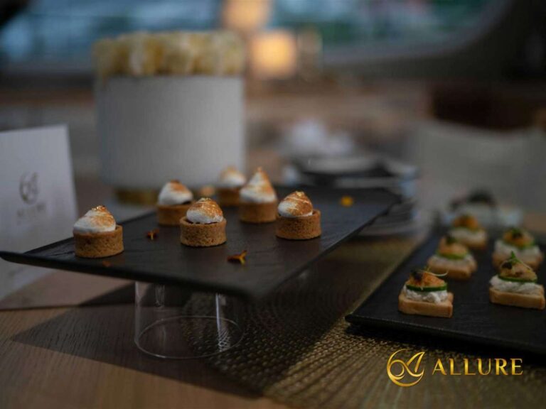 Sailing Catamaran ALLURE 64 Food 1