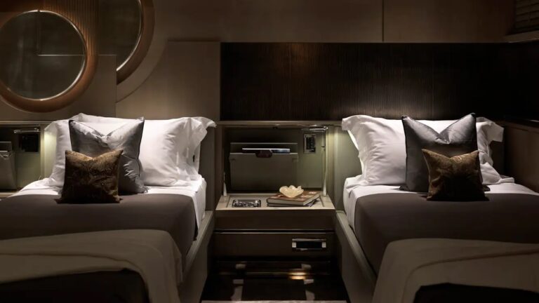 Guest Cabin - Convertible Suite