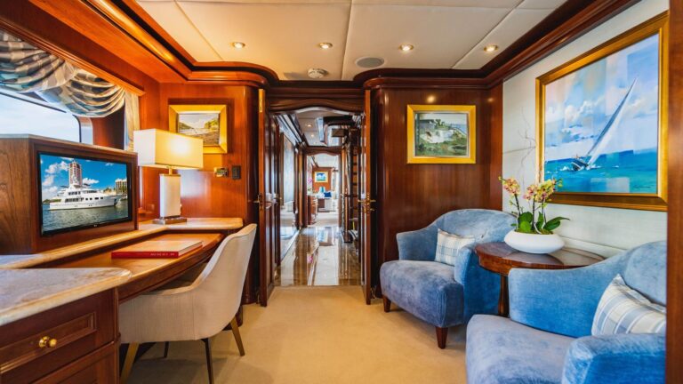 Master Suite Office Space