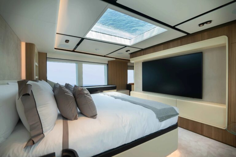 Master Suite With Pool Skylight