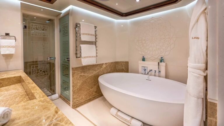 Master Ensuite